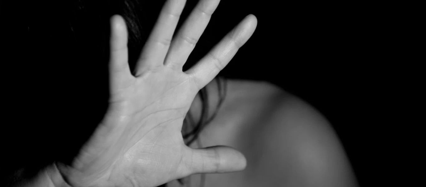 Καταιγιστικές εξελίξεις: Ξαναμίλησε στην ΕΛΑΣ η 34χρονη - Έτσι έγινε η επίθεση με βιτριόλι